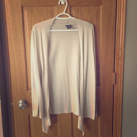 Rue21 Sweaters - Cardigan Rue21 Sweaters - Cardigan